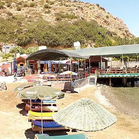 Hotel Vouni King